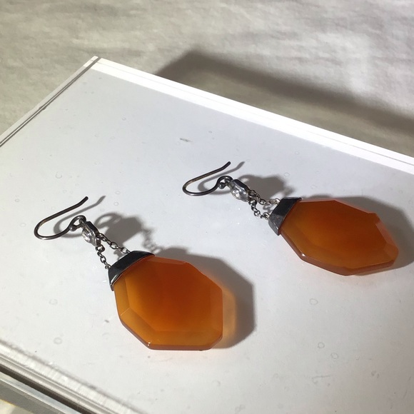 Jewelry - Amber dangle earrings